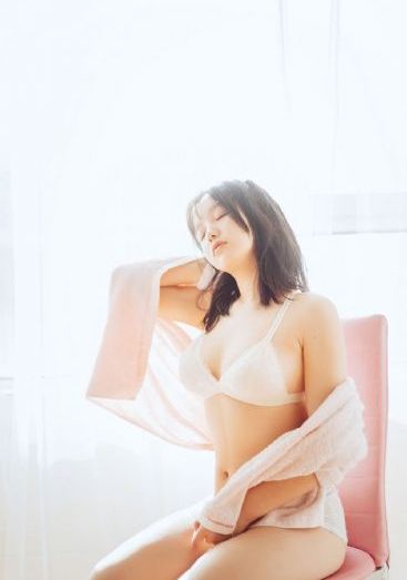 亚洲av成人一二三区小说_正片免费观看