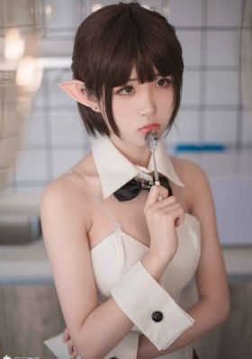 日韩精品成人色极乱家族1_超清完整版观看