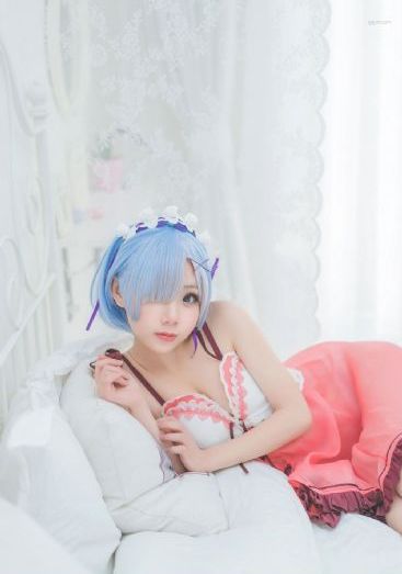 2021秋冬欧美时装走秀_BD英语HD在线观看
