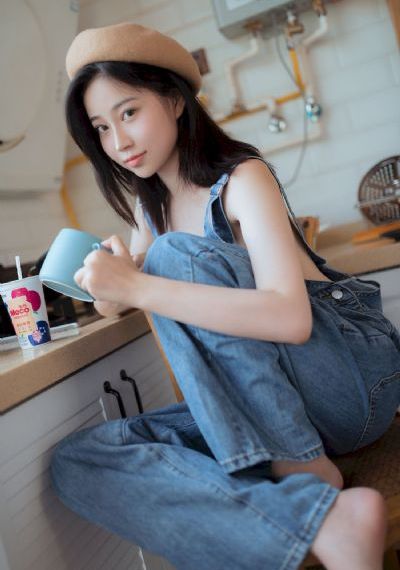 欧美小视频在线观看_十万网红美女美酱
