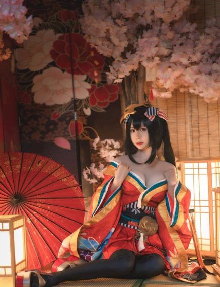 欧美色视频8p_超清版蓝光版中文字幕包