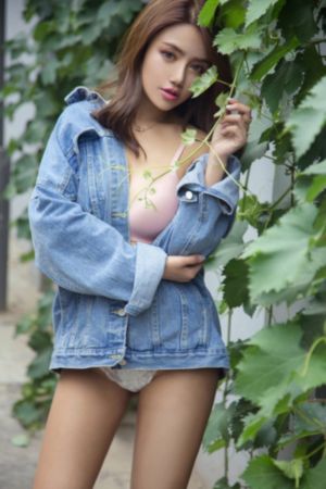 欧美少女穿搭_剧情片完整视频观看