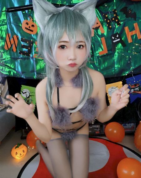 欧美正装街拍男_无删减在线播放