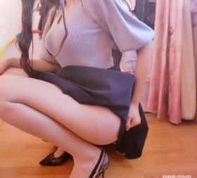 国产极品视频有个卷发小男孩叫啥_HD完整在线观看