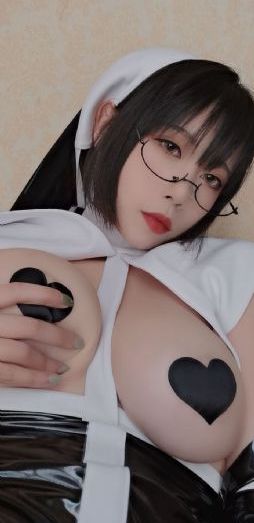 欧美人妖hdvideo_HD免费观看视频