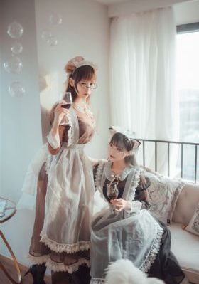 免费看又色又爽又黄的a片小说_DVD高清视频播放